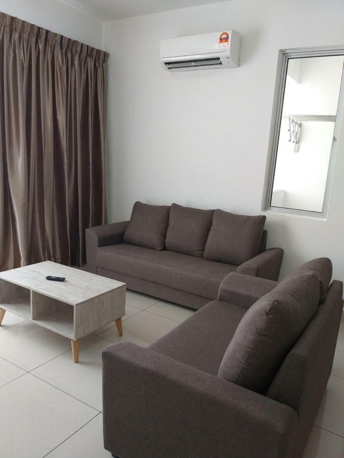 Aliff Avenue 2 Bedroom Homestay Джохор-Бару Экстерьер фото