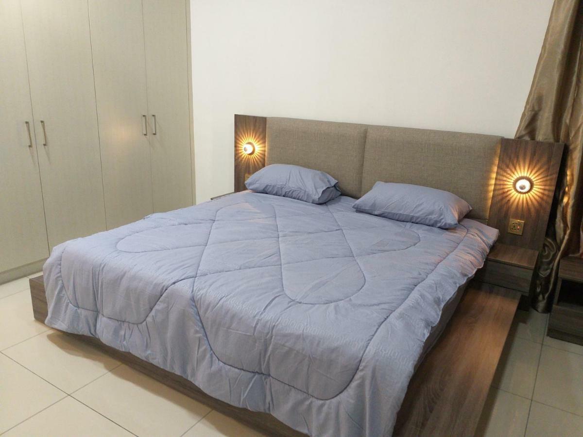 Aliff Avenue 2 Bedroom Homestay Джохор-Бару Экстерьер фото